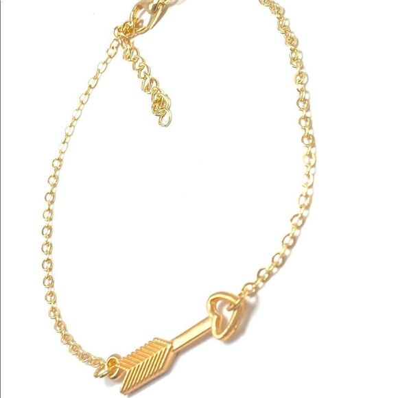 Dainty Gold Heart Arrow Charm Bracelet - Picture 2 of 4